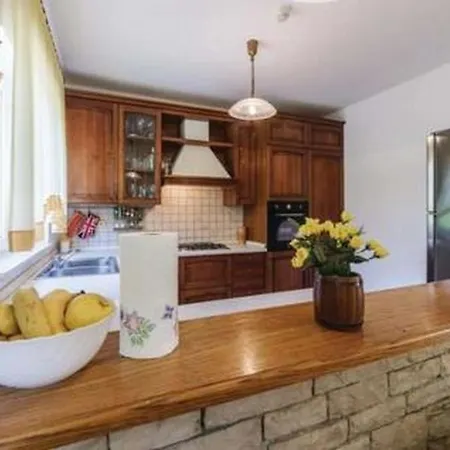 Apartment With Parking Space Vodnjan, Fazana - 22532