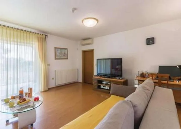 With Parking Space Vodnjan, Fazana - 22532 Appartement